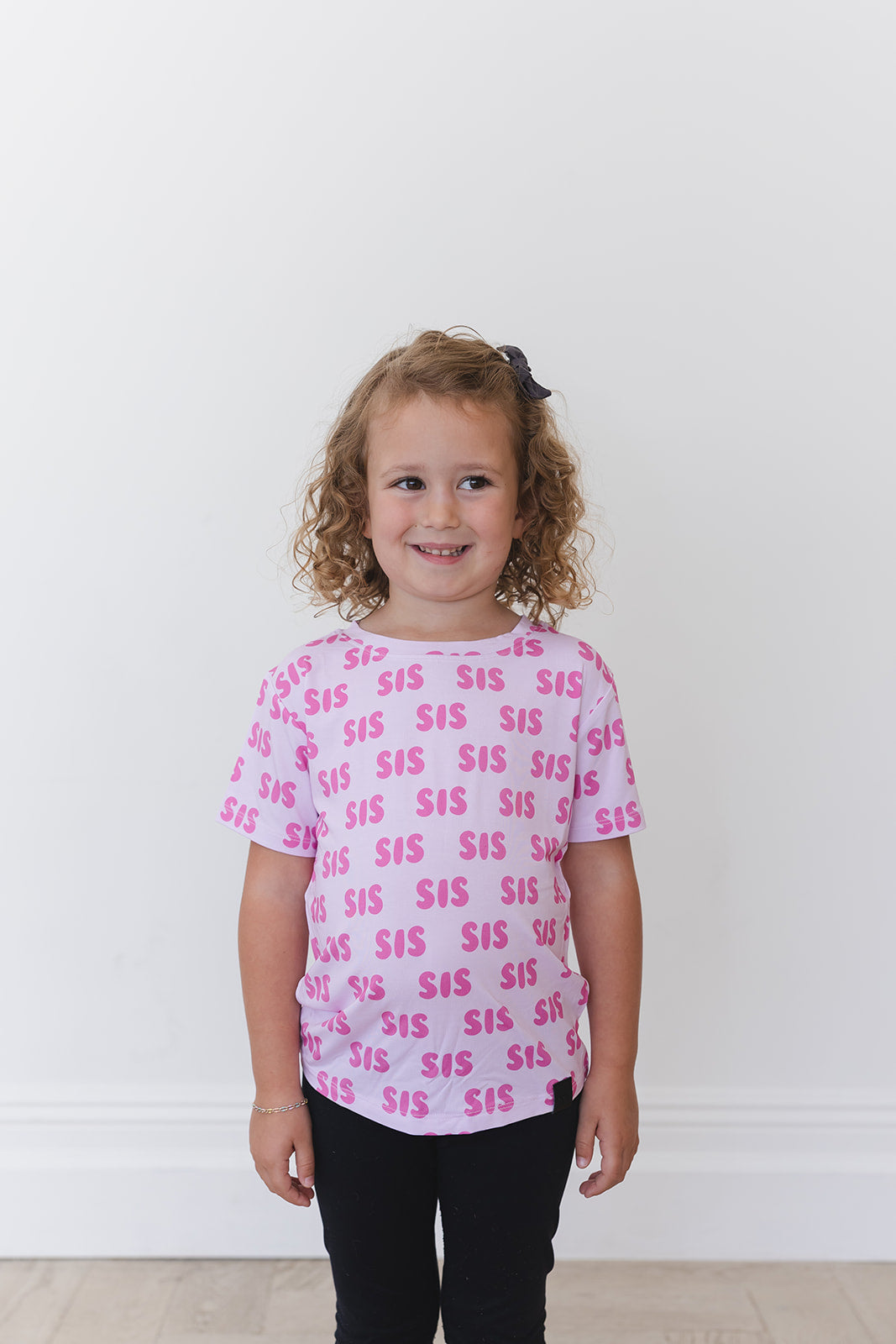 🎀 Sweet Sis Everyday Tee